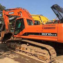 Load image into Gallery viewer, Used Crawler Excavator Second Hand Construction Equipment Original Machine Doosan Daewoo DH370LC-9 DX380LC-7 DX360LC for Sale