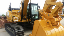 Load image into Gallery viewer, Kangto Hydraulic Quick Coupler Tilt Rotating Quick Hitch Coupler Excavator Parts KTP600