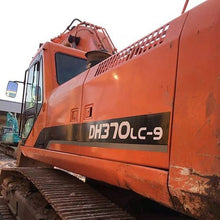 Load image into Gallery viewer, Used Crawler Excavator Second Hand Construction Equipment Original Machine Doosan Daewoo DH370LC-9 DX380LC-7 DX360LC for Sale