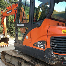 Load image into Gallery viewer, Used Crawler Excavator Second Hand Construction Equipment Original Machine Doosan Daewoo DX60 DX60-5B DX60E-9C ACE for Sale