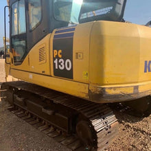 Load image into Gallery viewer, Used Crawler Excavator Second Hand Construction Equipment Original Machine Komatsu PC130 PC130-5 6 7 8 PC130-8M0 PC130-11 for Sale